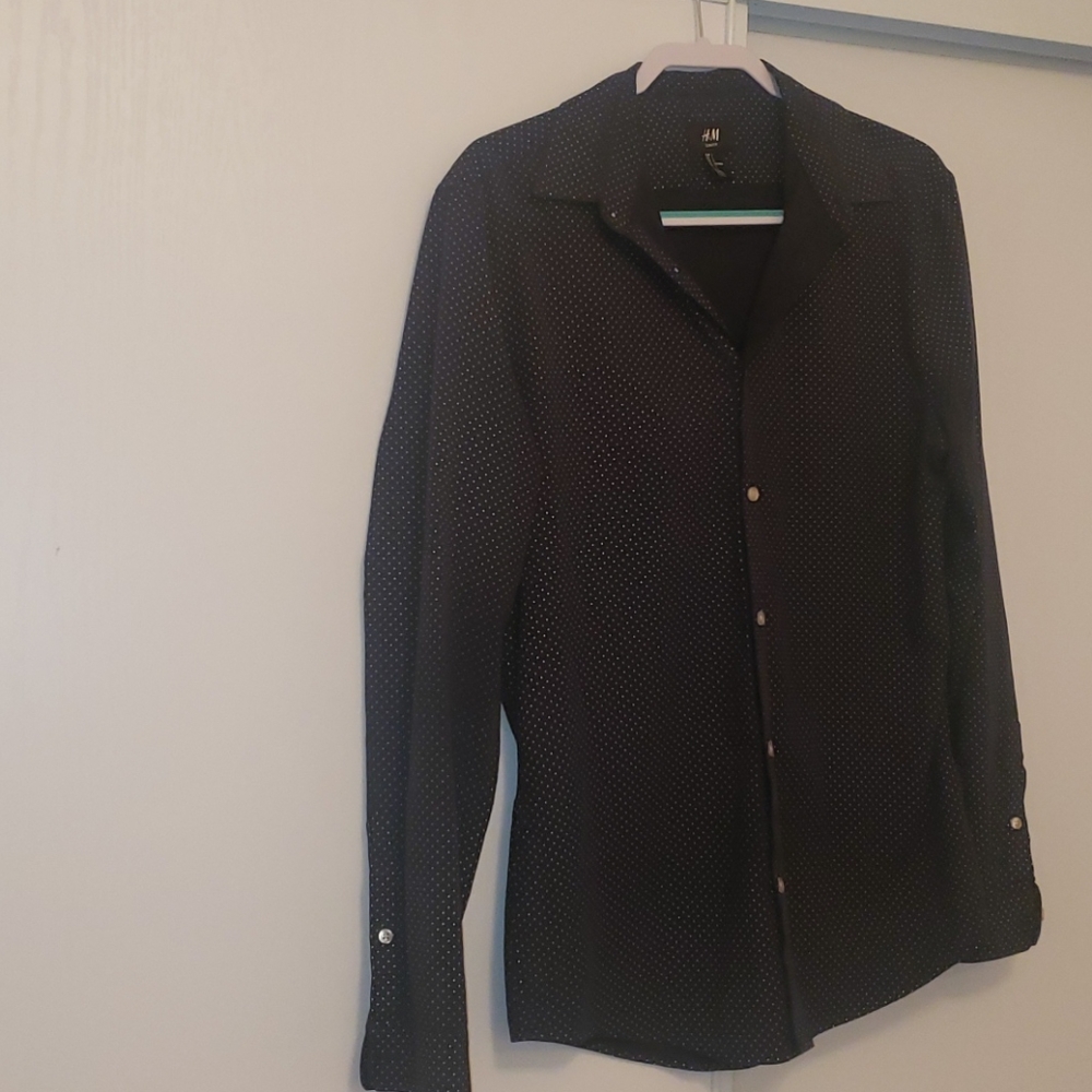 H&M Button-up for Men. 😀 - Picture 2 of 8